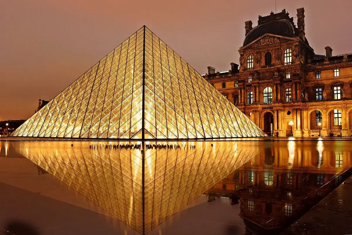 Louvre Museum Louvre Museum
